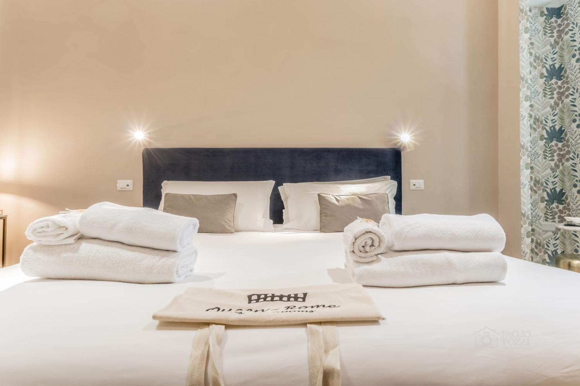 Queen Of Rome Luxury Rooms Экстерьер фото